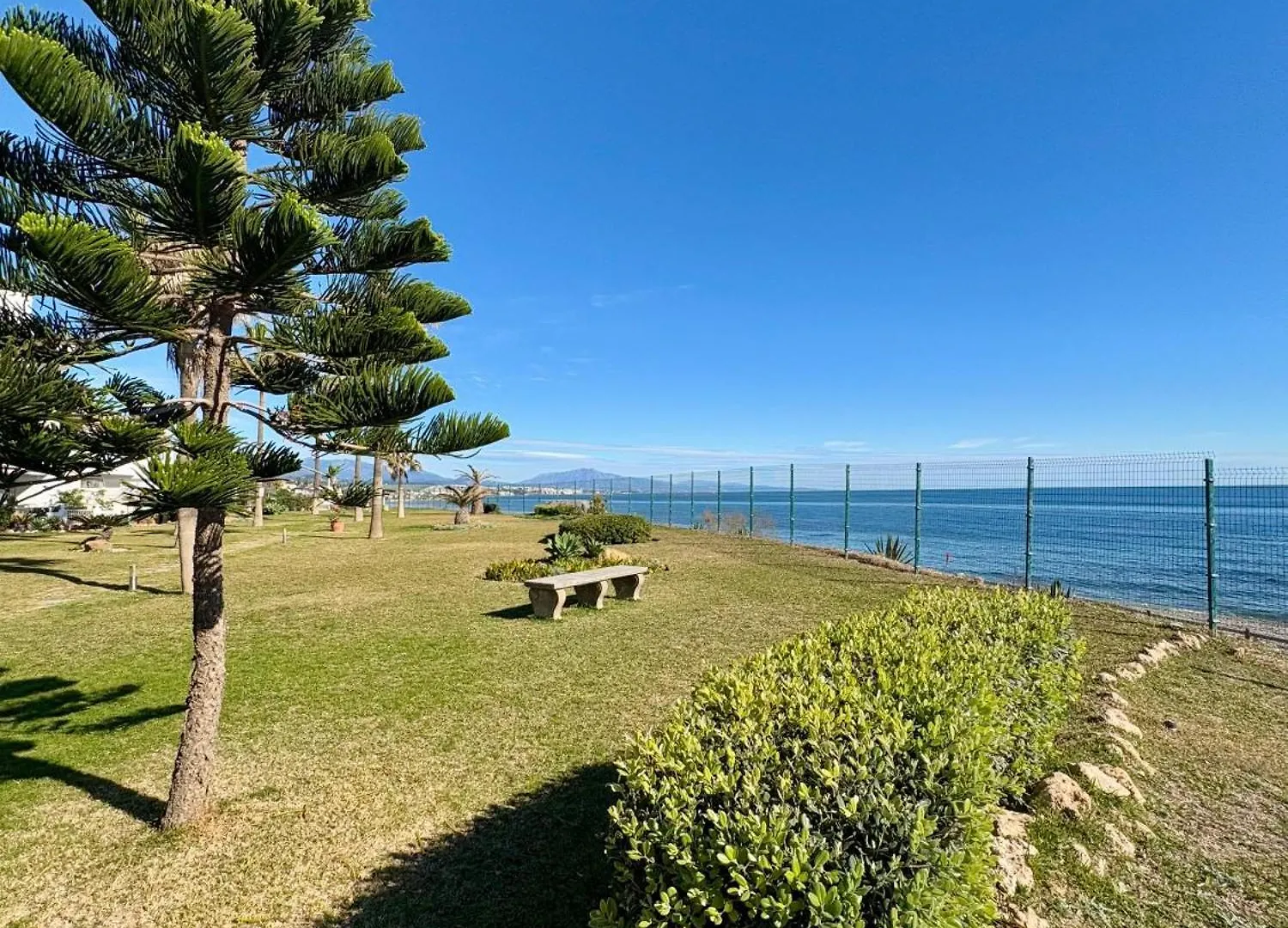 Beachfront Penthouse Luxury Bahia de Casares