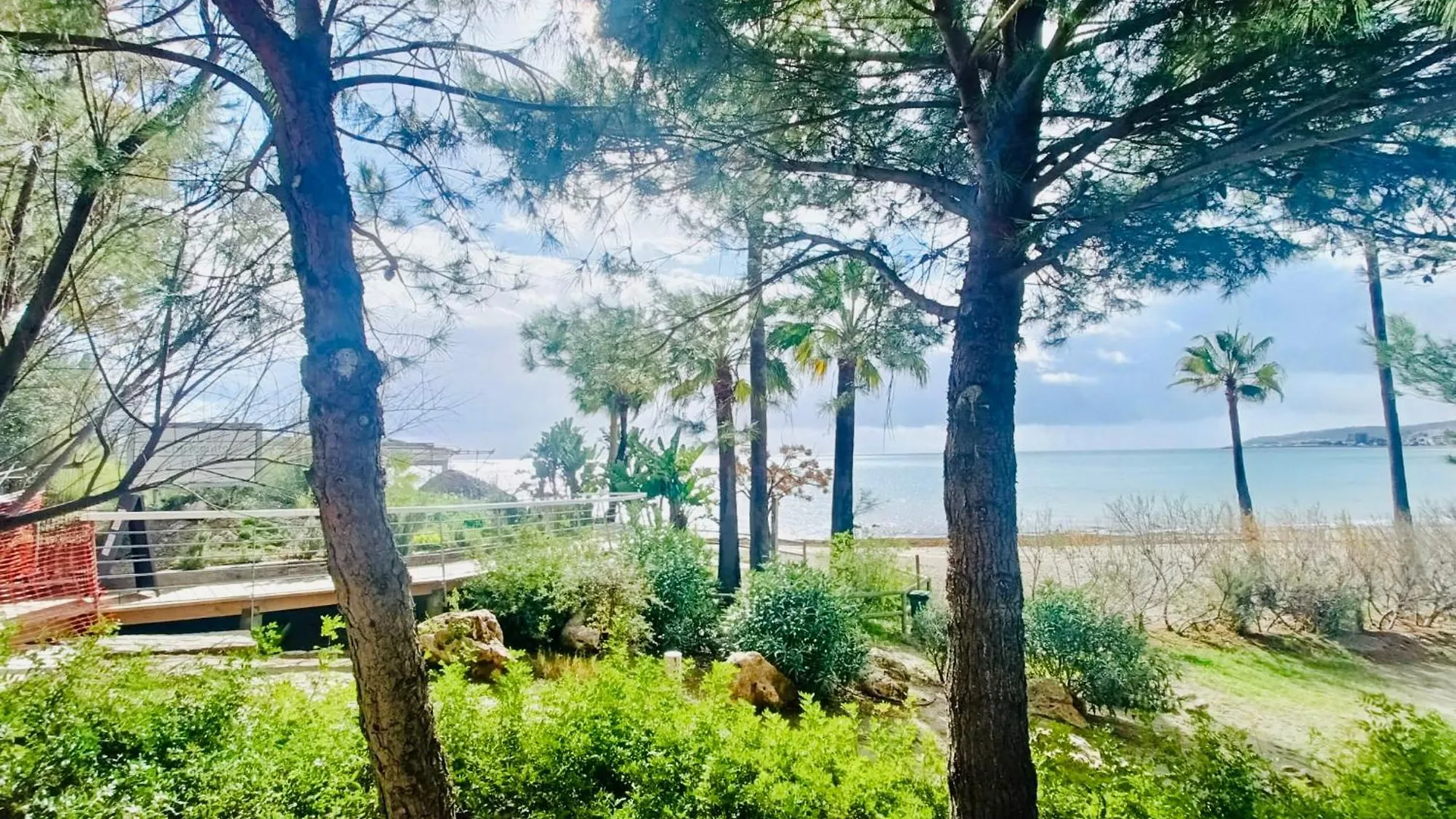 Apartamento Beachfront Penthouse Luxury Bahia de Casares