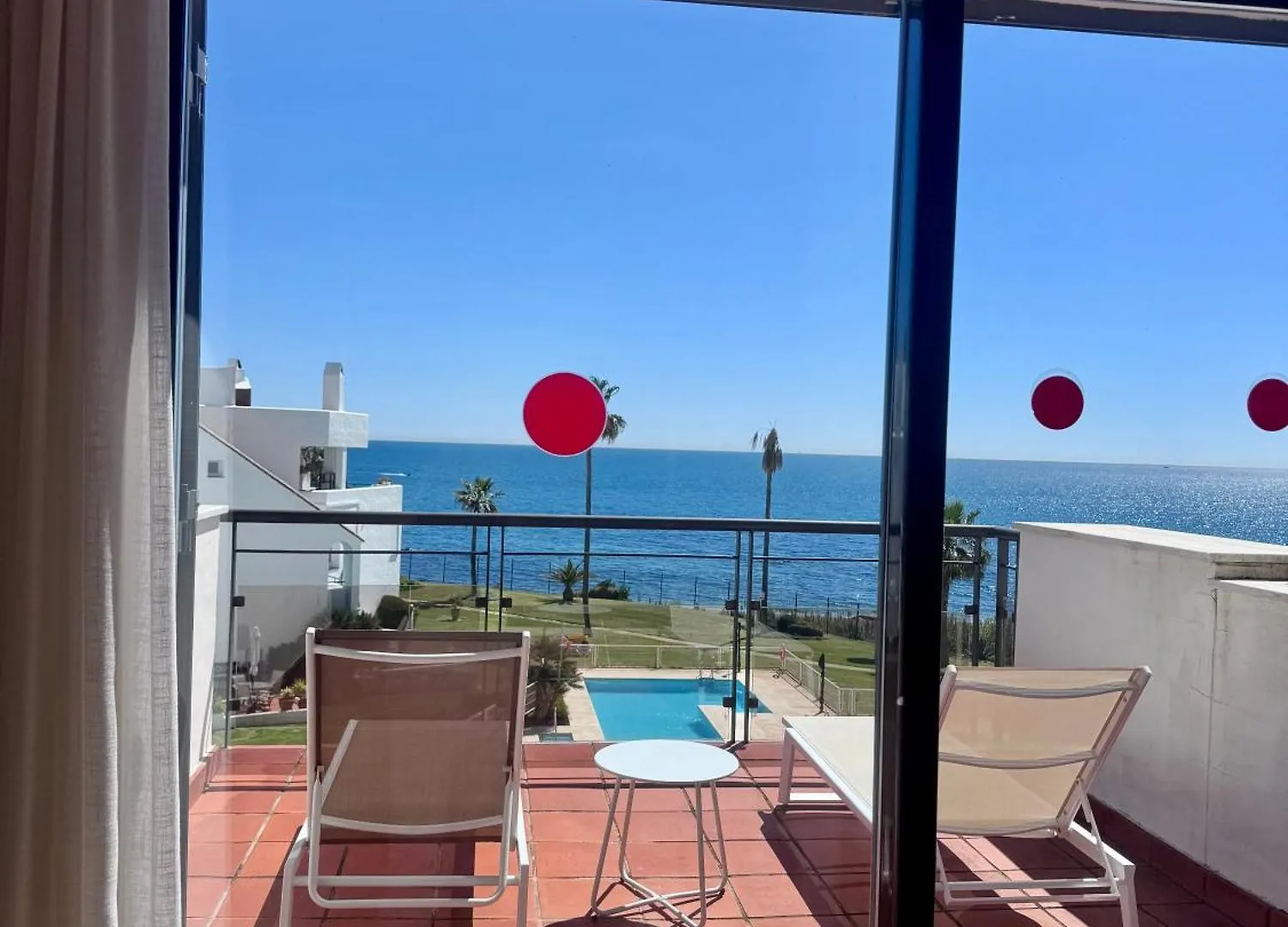 Beachfront Penthouse Luxury Bahia de Casares Apartman