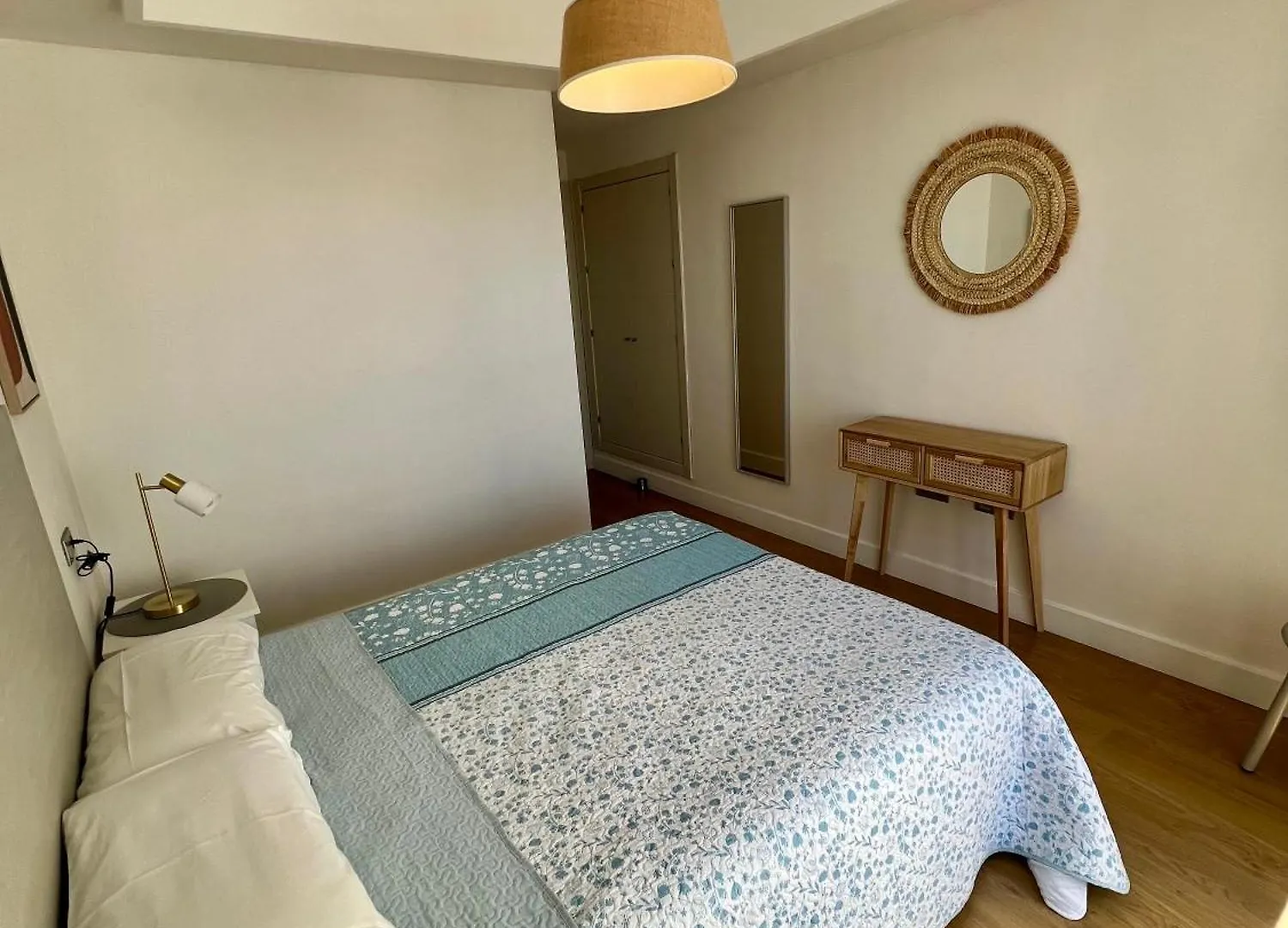 Beachfront Penthouse Luxury Bahia de Casares Spanyolország