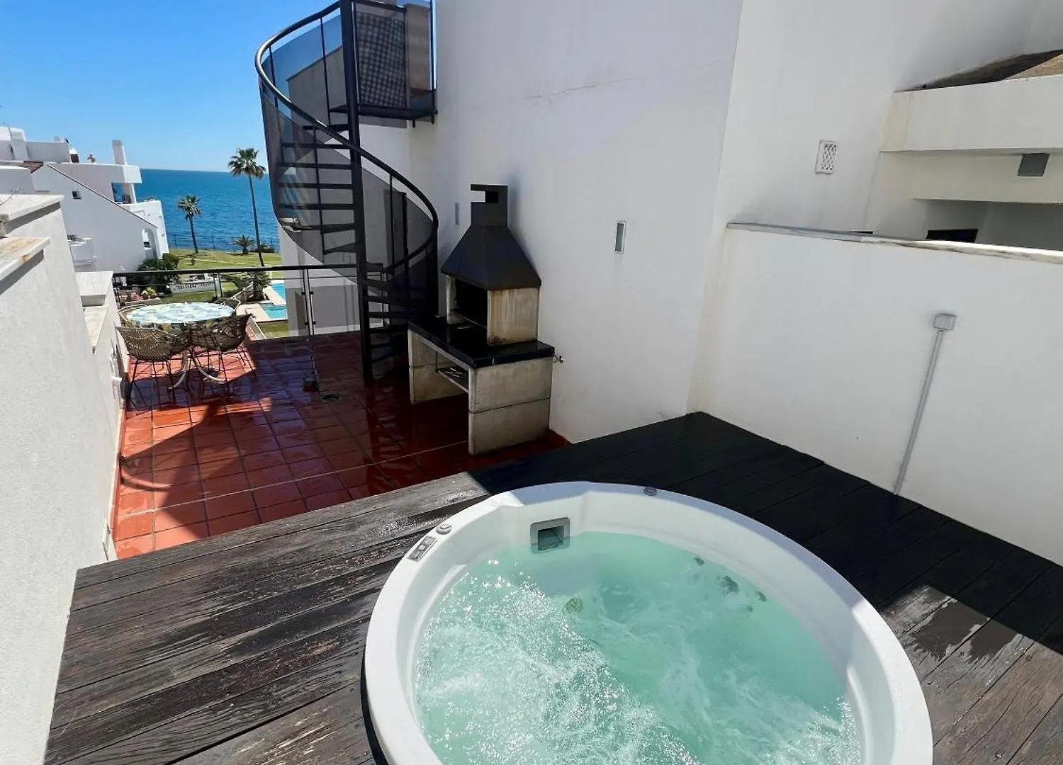 Beachfront Penthouse Luxury Bahia de Casares 0*,  Spanyolország