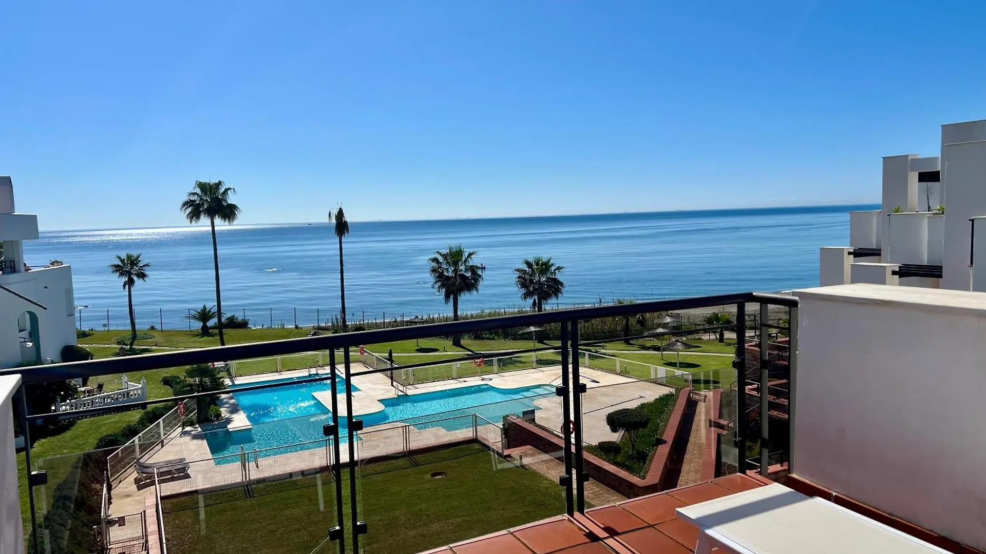 Beachfront Penthouse Luxury Bahia de Casares