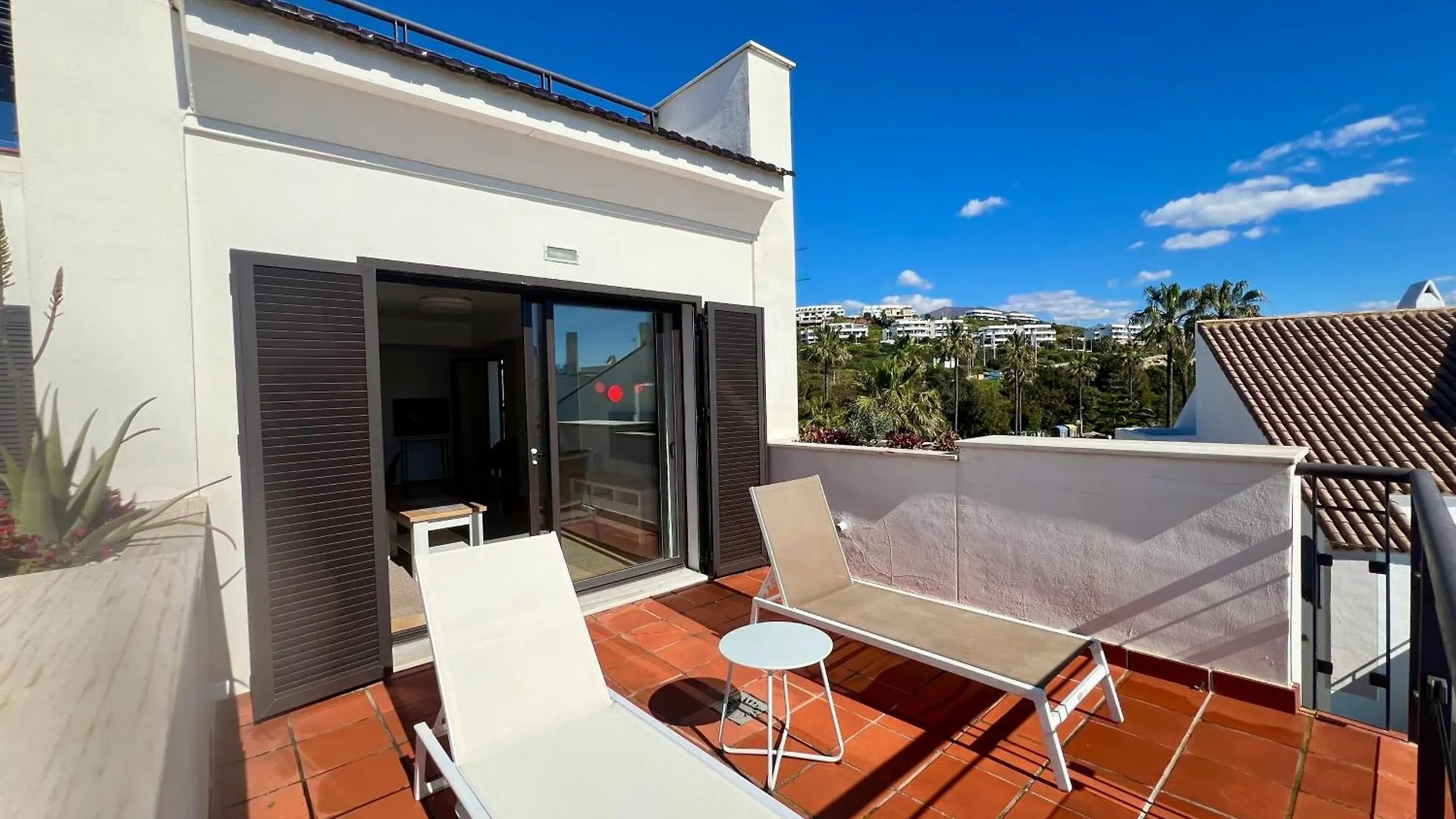 Beachfront Penthouse Luxury Bahia de Casares 0*,